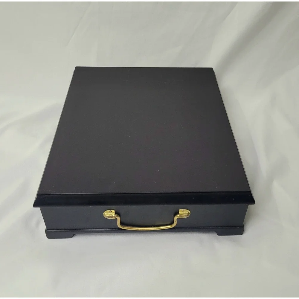 Bentleys Finest Teas Black Wooden Tea Chest 12‎ Compartment Red Velvet Lining